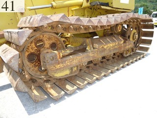 中古建設機械 中古 コマツ KOMATSU ブルドーザ  D21P-7