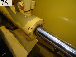 中古建設機械 中古 コマツ KOMATSU ブルドーザ  D21P-7