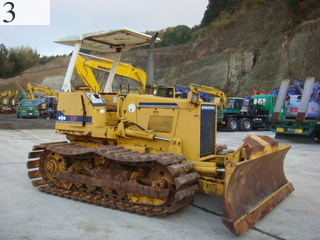 中古建設機械 中古 コマツ KOMATSU ブルドーザ  D31P-18