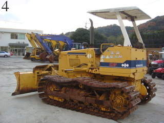 中古建設機械 中古 コマツ KOMATSU ブルドーザ  D31P-18