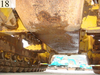 中古建設機械 中古 コマツ KOMATSU ブルドーザ  D31P-18