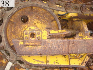 中古建設機械 中古 コマツ KOMATSU ブルドーザ  D31P-18