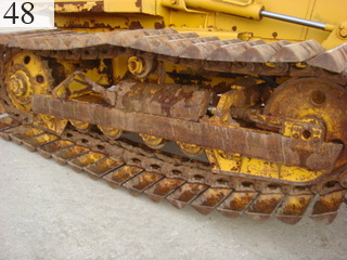 中古建設機械 中古 コマツ KOMATSU ブルドーザ  D31P-18