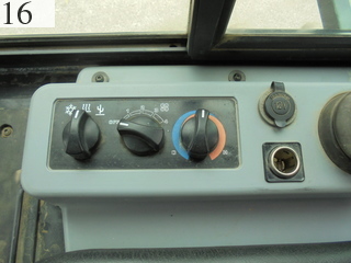 中古建設機械 中古 コマツ KOMATSU ブルドーザ  D51PX-22