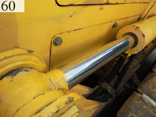 中古建設機械 中古 コマツ KOMATSU ブルドーザ  D51PX-22
