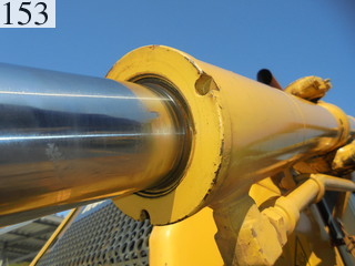 中古建設機械 中古 コマツ KOMATSU ブルドーザ  D65PX-15E0