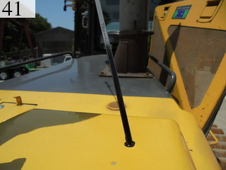 中古建設機械 中古 コマツ KOMATSU ブルドーザ  D65PX-16