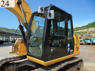 中古建設機械 中古 キャタピラー CAT 油圧ショベル・バックホー ０．４－０．５立米 311FLRR