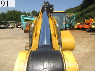 中古建設機械 中古 キャタピラー CAT 油圧ショベル・バックホー ０．４－０．５立米 312FGC