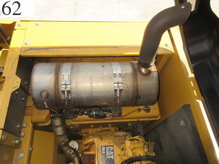 中古建設機械 中古 キャタピラー CAT 油圧ショベル・バックホー ０．７－０．９立米 320E-2