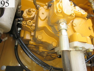 中古建設機械 中古 キャタピラー CAT 油圧ショベル・バックホー ０．７－０．９立米 320E-2