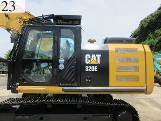中古建設機械 中古 キャタピラー CAT 油圧ショベル・バックホー ０．７－０．９立米 320E-2