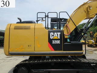 中古建設機械 中古 キャタピラー CAT 油圧ショベル・バックホー ０．７－０．９立米 320E-2