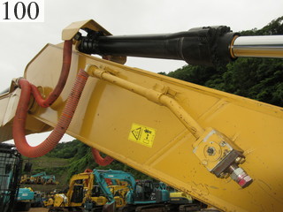 中古建設機械 中古 キャタピラー CAT 油圧ショベル・バックホー ０．７－０．９立米 320E-2