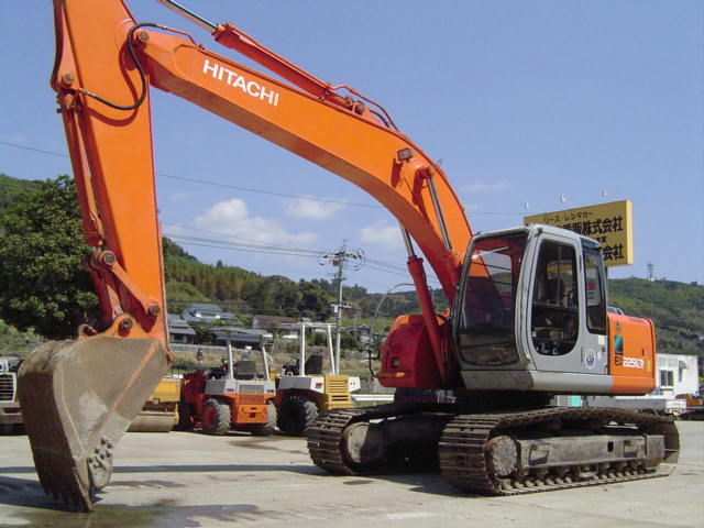 中古建設機械 中古 日立建機 HITACHI 油圧ショベル・バックホー ０．７－０．９立米 EX225USR