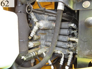 中古建設機械 中古 加藤製作所 KATO WORKS 油圧ショベル・バックホー ０．２－０．３立米 HD308US-6