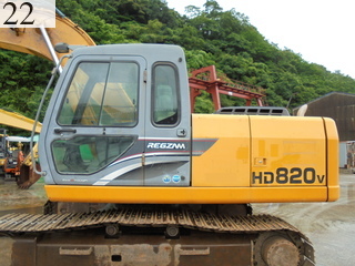 中古建設機械 中古 加藤製作所 KATO WORKS 油圧ショベル・バックホー ０．７－０．９立米 HD820V