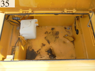 中古建設機械 中古 コマツ KOMATSU 油圧ショベル・バックホー ０．４－０．５立米 PC120-8