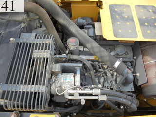 中古建設機械 中古 コマツ KOMATSU 油圧ショベル・バックホー ０．４－０．５立米 PC120-8