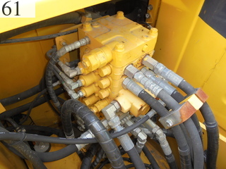 中古建設機械 中古 コマツ KOMATSU 油圧ショベル・バックホー ０．４－０．５立米 PC120-8