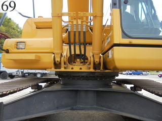 中古建設機械 中古 コマツ KOMATSU 油圧ショベル・バックホー ０．４－０．５立米 PC120-8