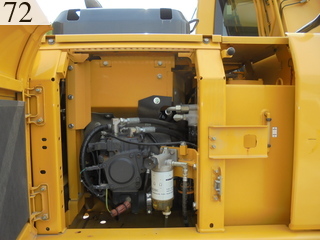 中古建設機械 中古 コマツ KOMATSU 油圧ショベル・バックホー ０．４－０．５立米 PC120-8