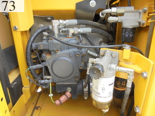 中古建設機械 中古 コマツ KOMATSU 油圧ショベル・バックホー ０．４－０．５立米 PC120-8