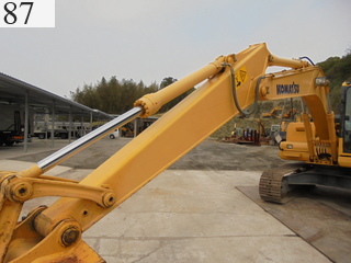 中古建設機械 中古 コマツ KOMATSU 油圧ショベル・バックホー ０．４－０．５立米 PC120-8
