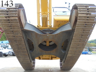 中古建設機械 中古 コマツ KOMATSU 油圧ショベル・バックホー ０．４－０．５立米 PC120-8