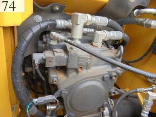 中古建設機械 中古 コマツ KOMATSU 油圧ショベル・バックホー ０．４－０．５立米 PC120-8