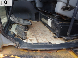 中古建設機械 中古 コマツ KOMATSU 油圧ショベル・バックホー ０．４－０．５立米 PC128US-2E1