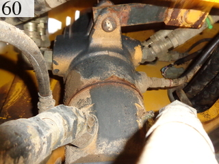 中古建設機械 中古 コマツ KOMATSU 油圧ショベル・バックホー ０．４－０．５立米 PC128US-2E1