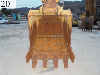 中古建設機械 中古 コマツ KOMATSU 油圧ショベル・バックホー ０．４－０．５立米 PC128US-8