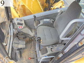 中古建設機械 中古 コマツ KOMATSU 油圧ショベル・バックホー ０．４－０．５立米 PC138US-2