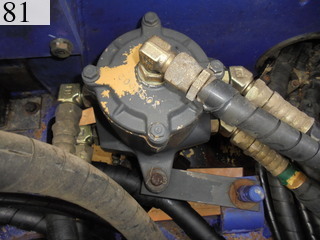 中古建設機械 中古 コマツ KOMATSU 油圧ショベル・バックホー ０．４－０．５立米 PC138US-2