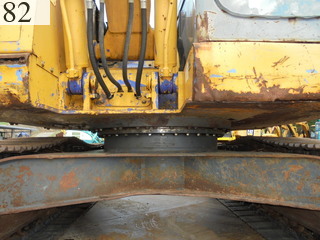 中古建設機械 中古 コマツ KOMATSU 油圧ショベル・バックホー ０．４－０．５立米 PC138US-2