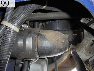 中古建設機械 中古 コマツ KOMATSU 油圧ショベル・バックホー ０．４－０．５立米 PC138US-2