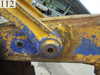 中古建設機械 中古 コマツ KOMATSU 油圧ショベル・バックホー ０．４－０．５立米 PC138US-2