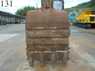 中古建設機械 中古 コマツ KOMATSU 油圧ショベル・バックホー ０．４－０．５立米 PC138US-2
