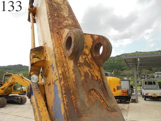 中古建設機械 中古 コマツ KOMATSU 油圧ショベル・バックホー ０．４－０．５立米 PC138US-2