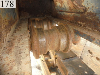 中古建設機械 中古 コマツ KOMATSU 油圧ショベル・バックホー ０．４－０．５立米 PC138US-2