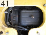 中古建設機械 中古 コマツ KOMATSU 油圧ショベル・バックホー ０．４－０．５立米 PC138US-8
