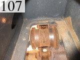 中古建設機械 中古 コマツ KOMATSU 油圧ショベル・バックホー ０．４－０．５立米 PC138US-8