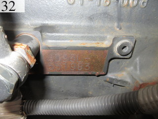 中古建設機械 中古 コマツ KOMATSU 油圧ショベル・バックホー ０．４－０．５立米 PC138US-8