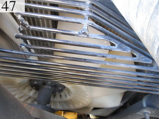 中古建設機械 中古 コマツ KOMATSU 油圧ショベル・バックホー ０．４－０．５立米 PC138US-8