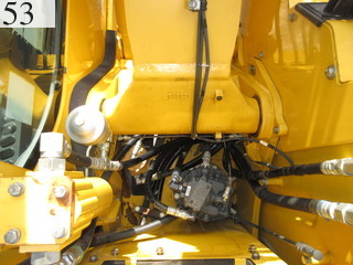 中古建設機械 中古 コマツ KOMATSU 油圧ショベル・バックホー ０．４－０．５立米 PC138US-8