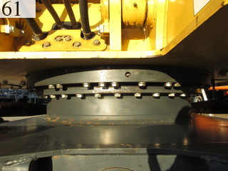 中古建設機械 中古 コマツ KOMATSU 油圧ショベル・バックホー ０．４－０．５立米 PC138US-8