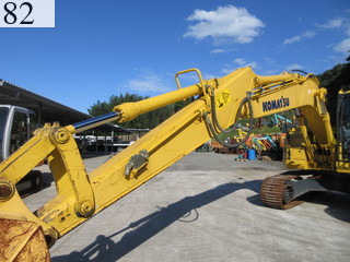 中古建設機械 中古 コマツ KOMATSU 油圧ショベル・バックホー ０．４－０．５立米 PC138US-8