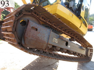 中古建設機械 中古 コマツ KOMATSU 油圧ショベル・バックホー ０．４－０．５立米 PC138US-8