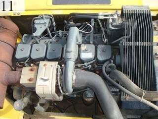 中古建設機械 中古 コマツ KOMATSU 油圧ショベル・バックホー ０．７－０．９立米 PC200-6E